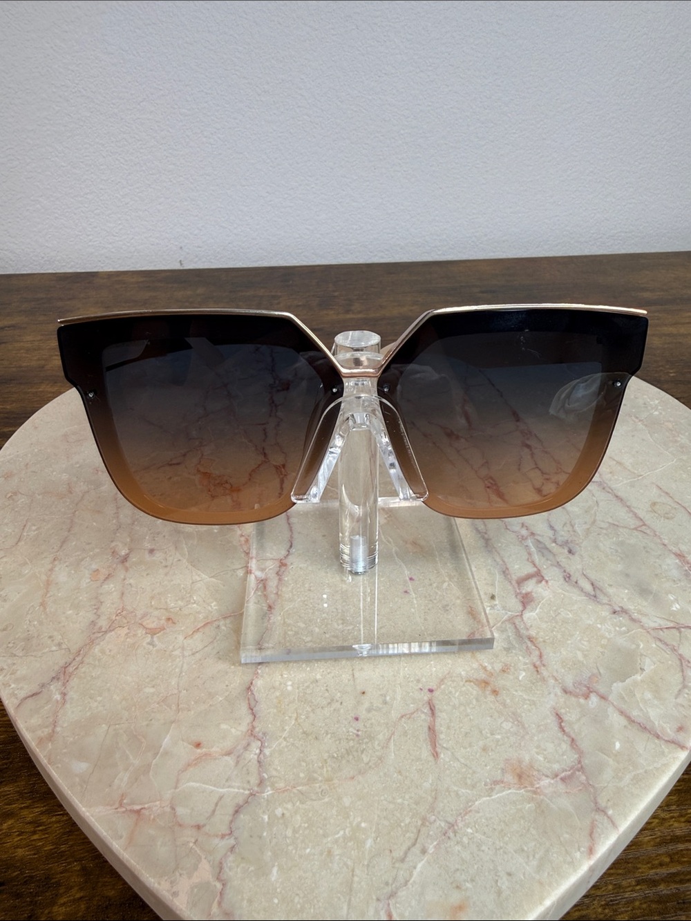 Jessica Simpson Gradient Brown Oversized Square Sunglasses